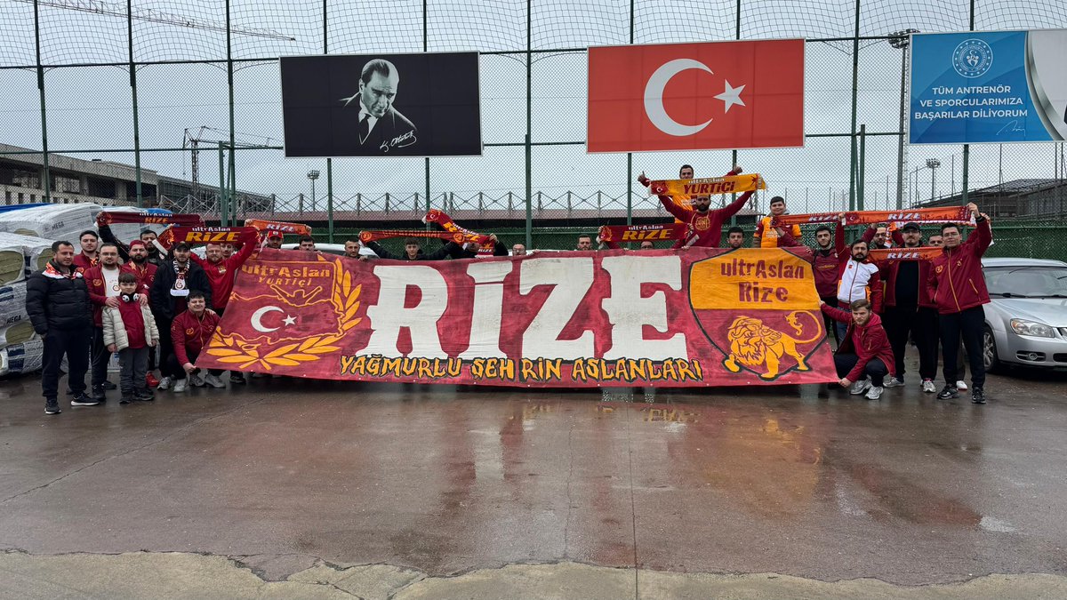 ultrAslanRize's tweet photo. Şampiyonluk için Samsun yolundayız!
#uAYurtiçi
#ultrAslanRize https://t.co/1jUaSR1bbH