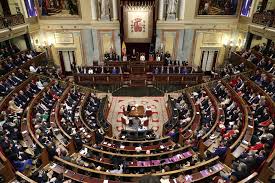 macgalahan's tweet photo. Nadie, repito, nadie puede estar por encima de la Ley. Cuando un Gobierno hace leyes para acomodar a los que la quebrantan, no gobierna un país gobierna otra cosa. https://t.co/cPOFWSKxSj