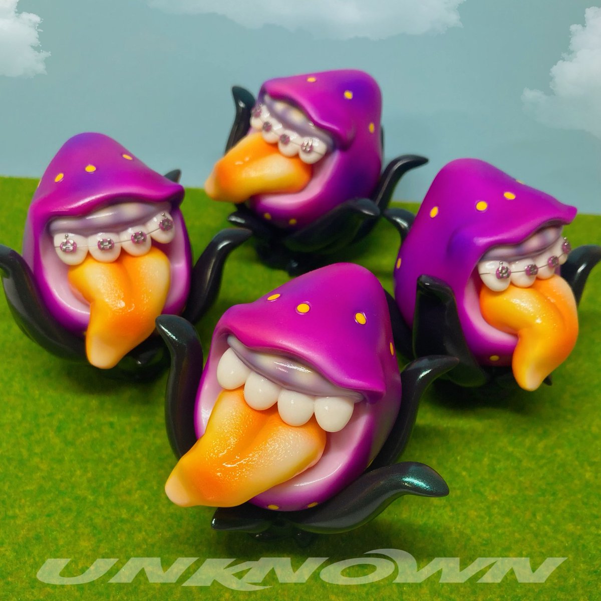 UNKNOWN KUCHIGO ソフビ　spring アレ付き UNKNOWN- (@unknown_Toys) / Posts / X