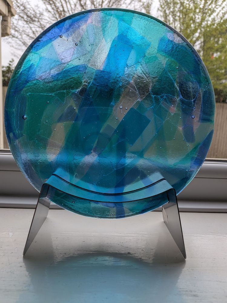 Samphireglass's tweet image. A wonderful new cast glass suncatcher. Lovely freestanding deep and sea fused glass ornament. Lovely handcrafted glass suncatcher. 

#ukgiftam #ukgifthour #giftideas

samphireglass.etsy.com/listing/4481...