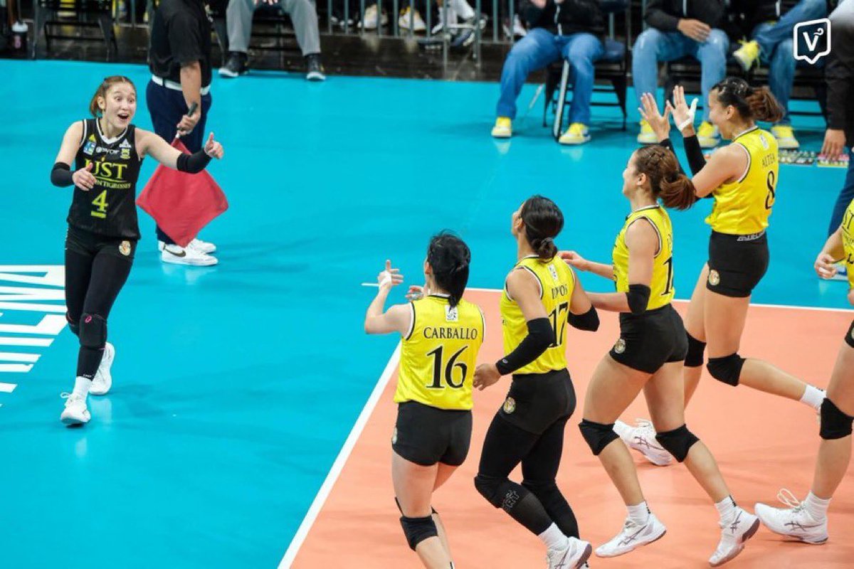 ALASvolleyph's tweet photo. Thank you so much for the 11 years, Queen Tigress, Detdet Pepito! 💛🖤

#UAAPSEASON88
#UAAPSeason88Volleyball https://t.co/kg9RYHJV7J