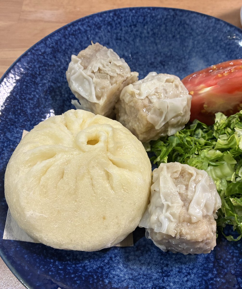tyoko3642's tweet photo. えっ(;ﾟДﾟ)!今ゲーセンでこんなの取れるの？
娘ちゃん夕飯ご馳走様でした(*´ч`*)うまうまー https://t.co/RX3xJAK0E1