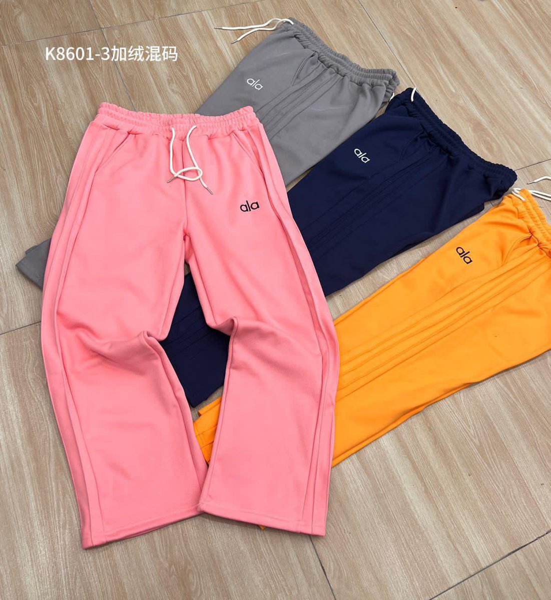 delediallo0's tweet photo. 👖 Pantalons cargo disponibles à 7000F

Style tendance, confortable et pratique.

📞 77 519 87 26 https://t.co/amv9MvifWV