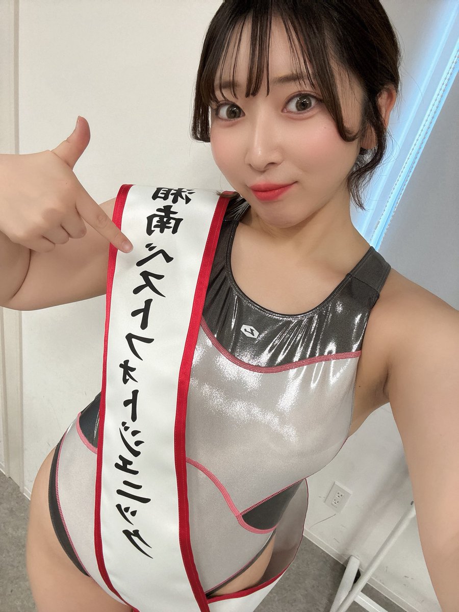 泉もえか　5/24(日)コスホリB-43.44 tweet media