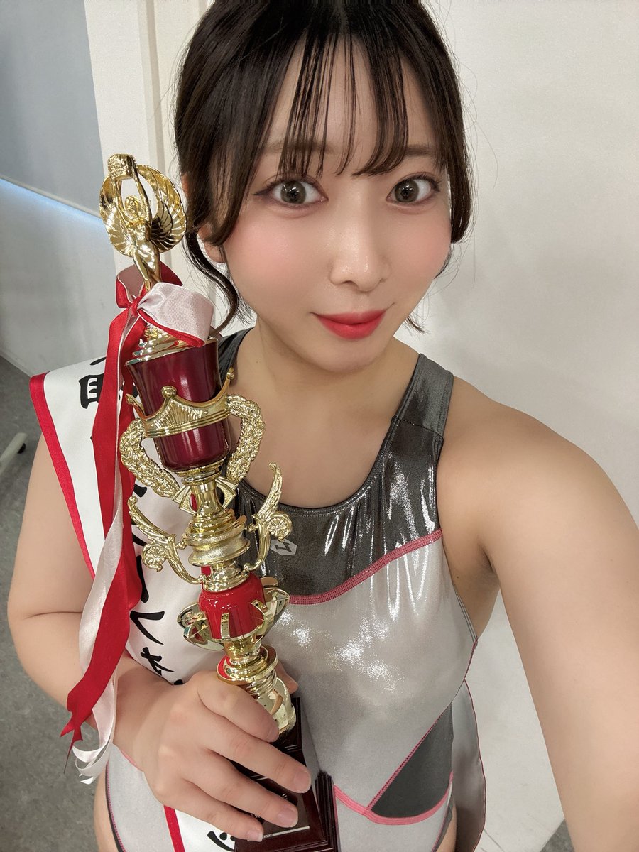 泉もえか　5/24(日)コスホリB-43.44 tweet media