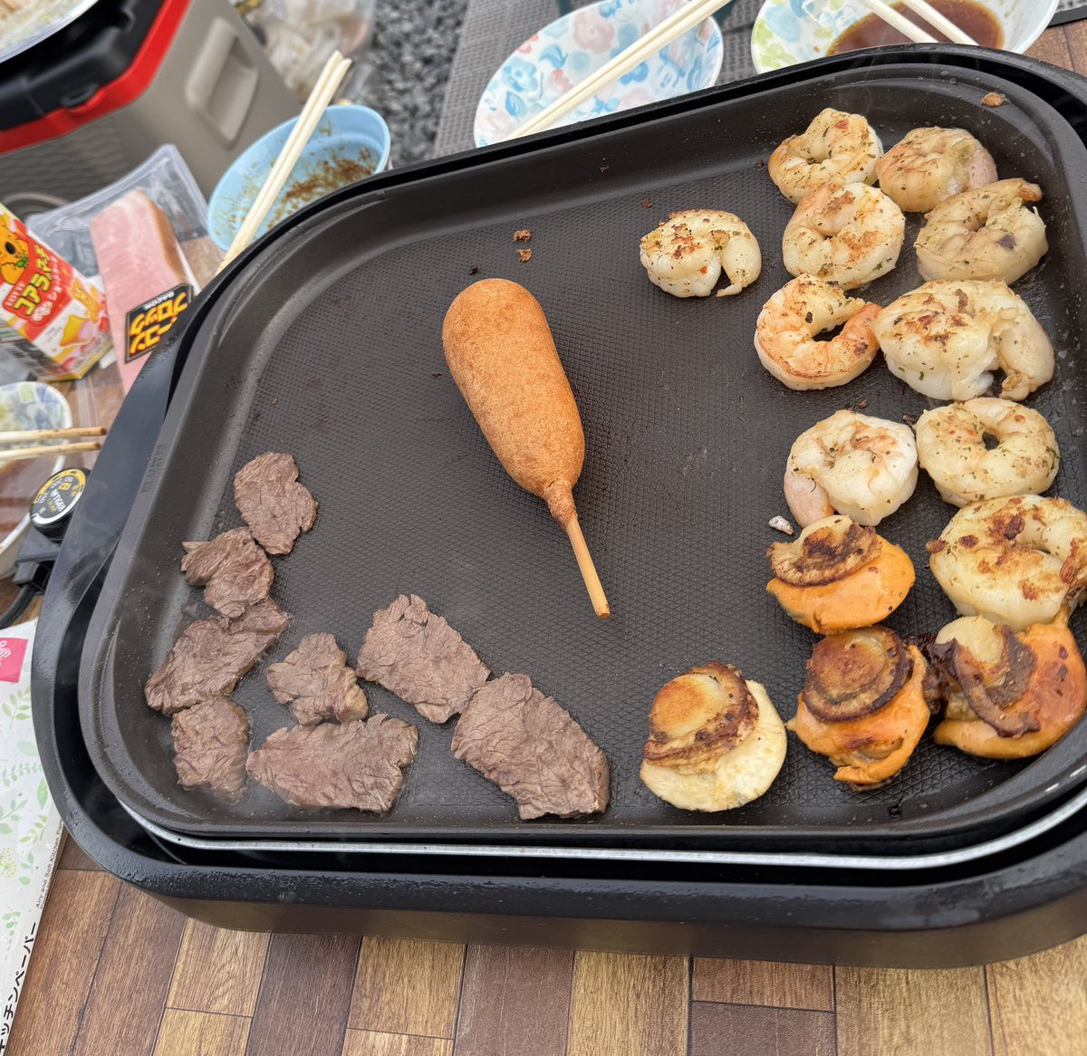 uPxZyqpgw3RZyuM's tweet image. すごい焼き手の性格が出ているな∑(ﾟДﾟ)
とってもきっちりしている((((；ﾟДﾟ))))
#おれの夕飯 #BBQ