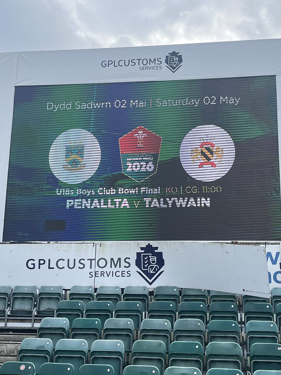 WRUDragonsREOs's tweet photo. Another big day at Rodney Parade for the WRU National U18s Shield. 
@PenalltaRugby1 v @Talywain_RFC 
Good luck all.. and good luck @tom9edwards commentating on the game https://t.co/sCH5WCzM61