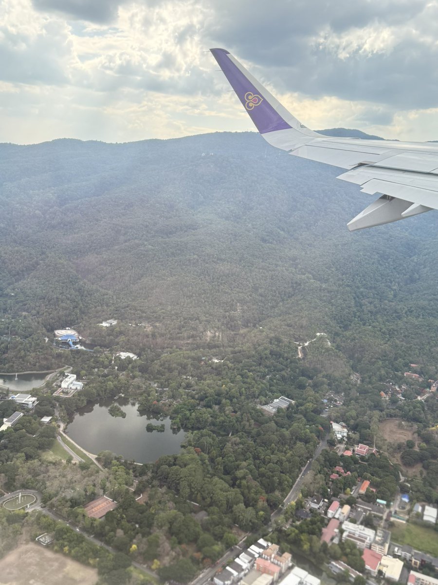 ศรีโบว์ tweet media