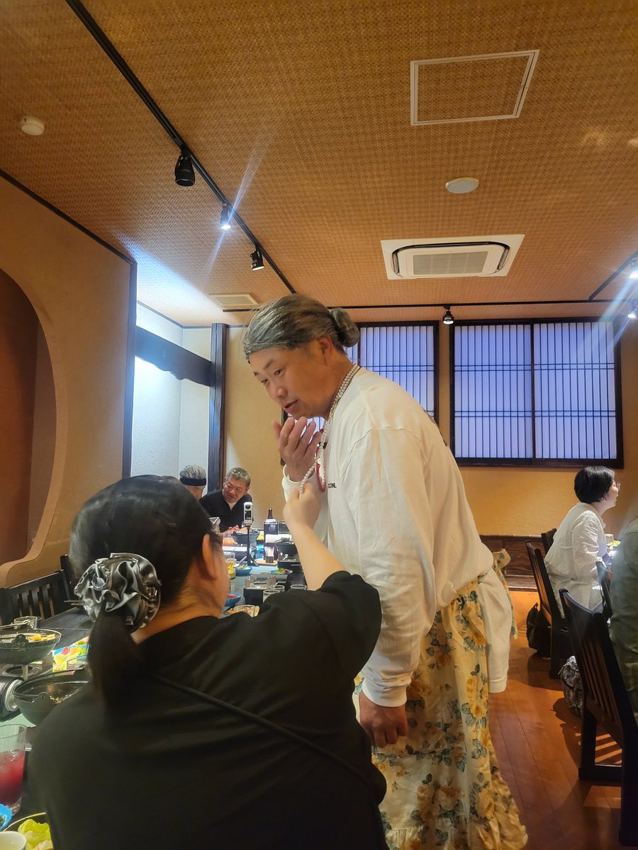 本春 tweet media