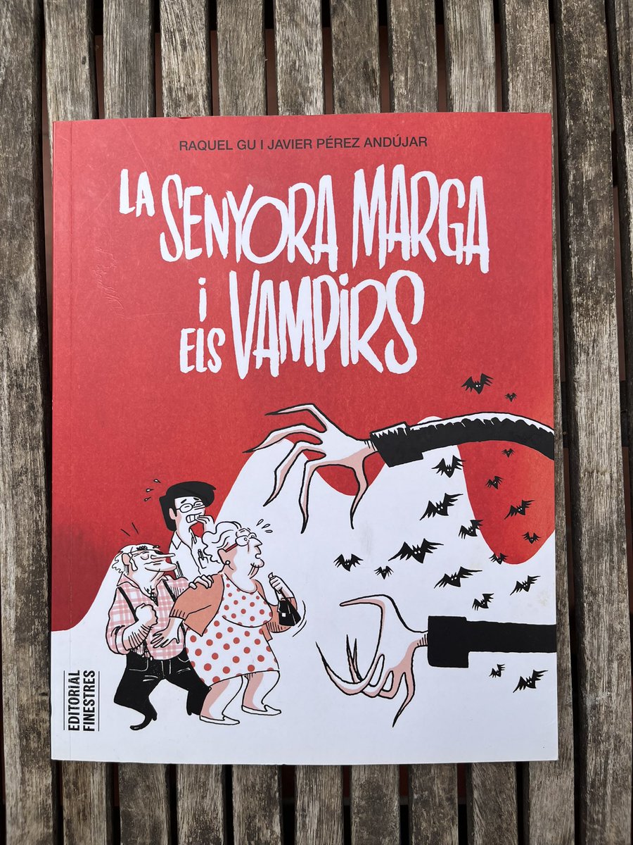 Tiriti1's tweet photo. Les Chroniques des vampires #tomirisllibreria https://t.co/HqHfDxPhay