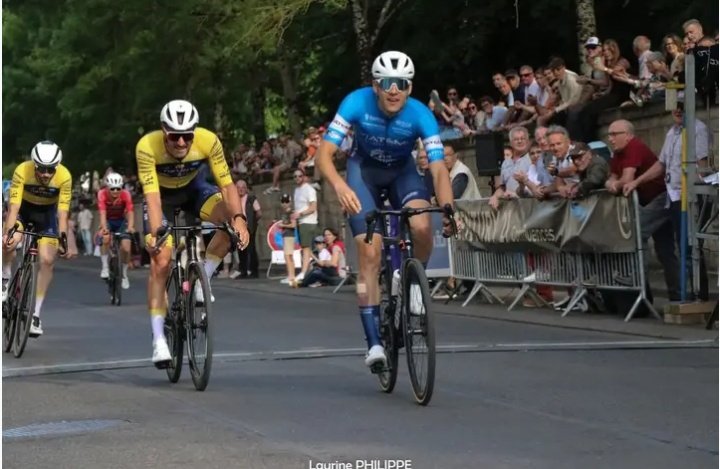 ZXCycling's tweet image. 🇨🇵#PrixDeNevers

1🇨🇵@AxelHabert
2🇨🇵@LoicForestier1
3🇨🇵@ronanracault
4🇨🇵N.Boutron
5🇨🇵@nitneuq27
6🇨🇵G.Monmasson
7🇨🇵@CyrianMerlin
8🇨🇵@damien_gazut
9🇨🇵@RChiaruzzi
10🇨🇵Y.Martinez
11🇨🇵R.Bridet
12🇨🇵@__LiAm__2
13🇨🇵A.Bonmati
14🇨🇵@VialGautier

#cycling