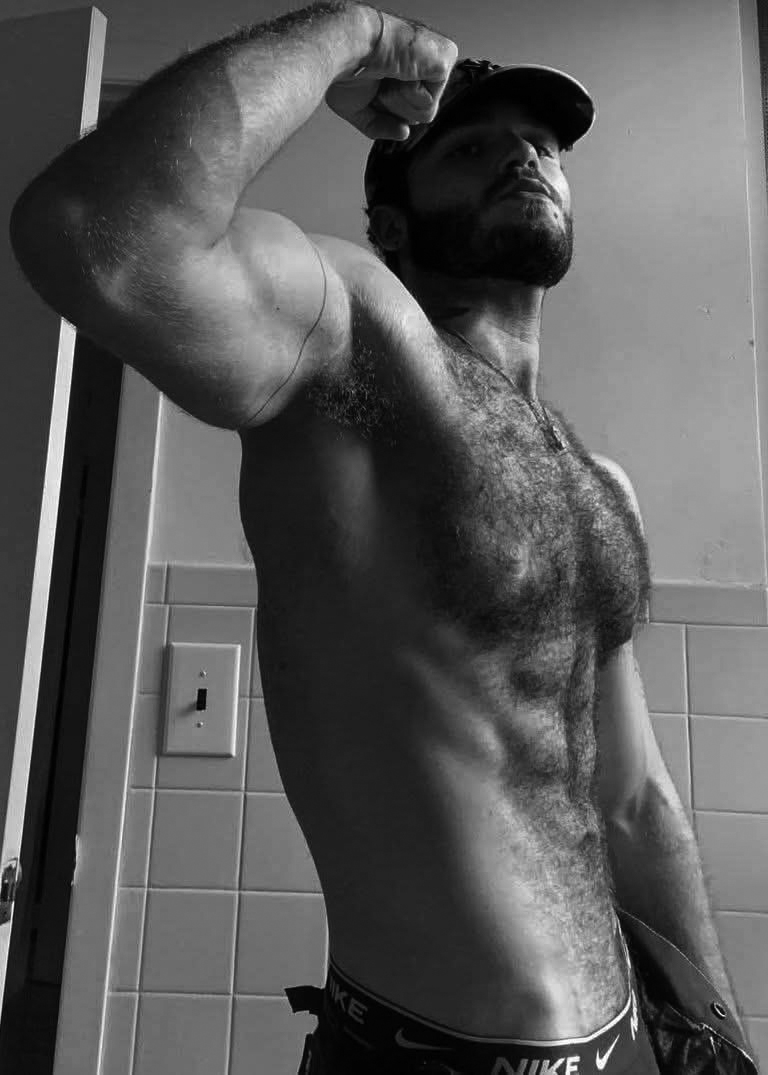 InstinctContact's tweet photo. https://t.co/KZaTf1HOcU

#steamyreads #desir #sport #man #homme https://t.co/plyPXwFiG1
