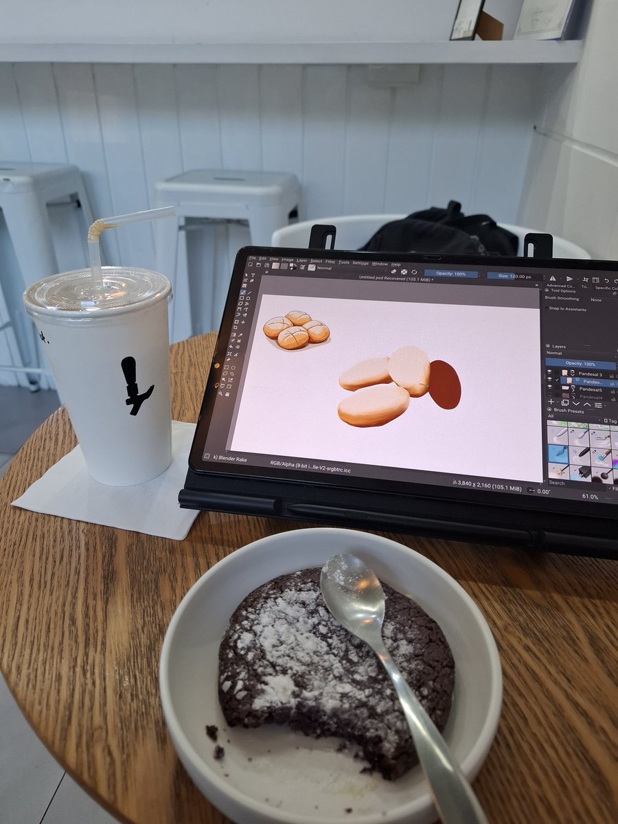 Vietnamese Coffee, Ube Crinkle and Digital Pandesal 😂

happy weekend ya'll