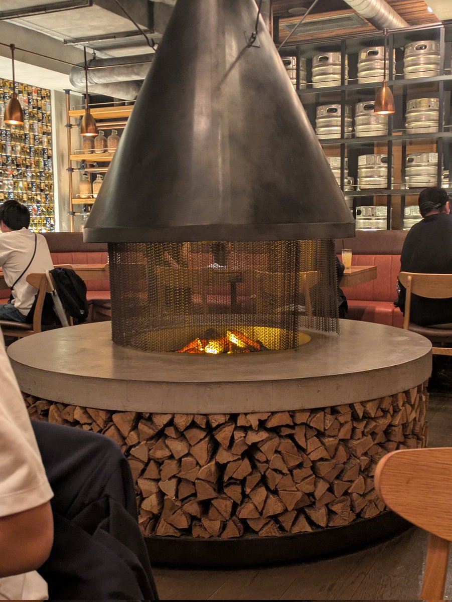 hoi1009's tweet photo. YONA YONA TOKYO BREWERY行ってきたー✌️私の推しは「インドの青鬼」 #よなよな東京ブルワリー  #クラフトビール https://t.co/7rlvzIGtOW