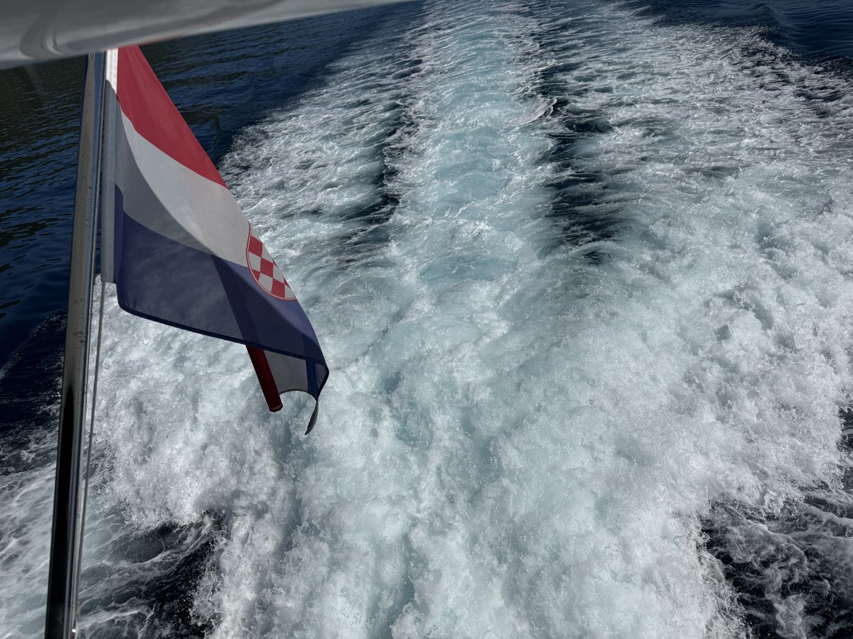 TMercep's tweet photo. Post Forum sailing alongside the most beautiful coast in the world! 🇭🇷 https://t.co/jAUvH2JSN8