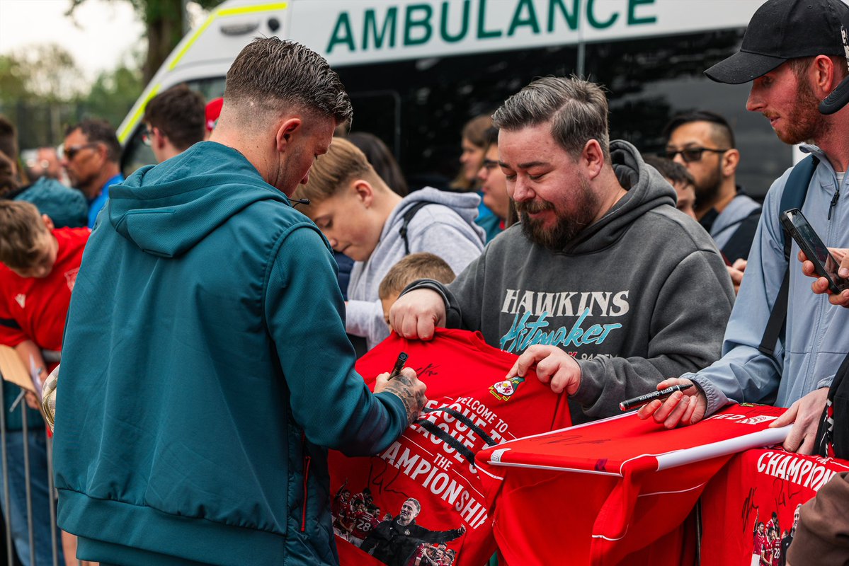 Wrexham AFC tweet media