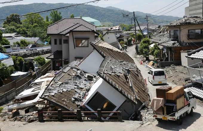 地震で倒れた🙂‍↕️