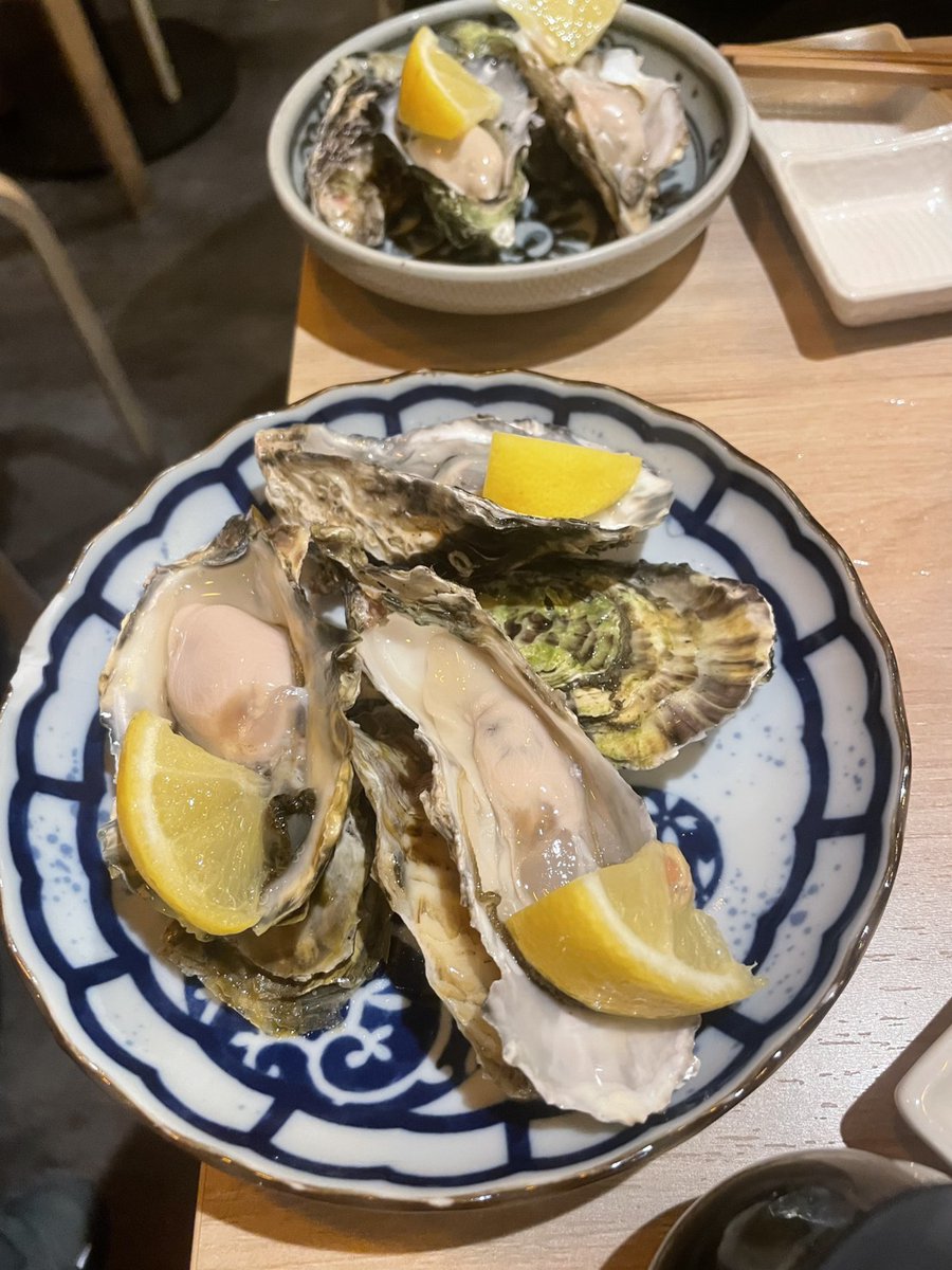 muduki_roa's tweet photo. 東京はドックカフェ行って海鮮食べてました！ https://t.co/duGLkWTpQe