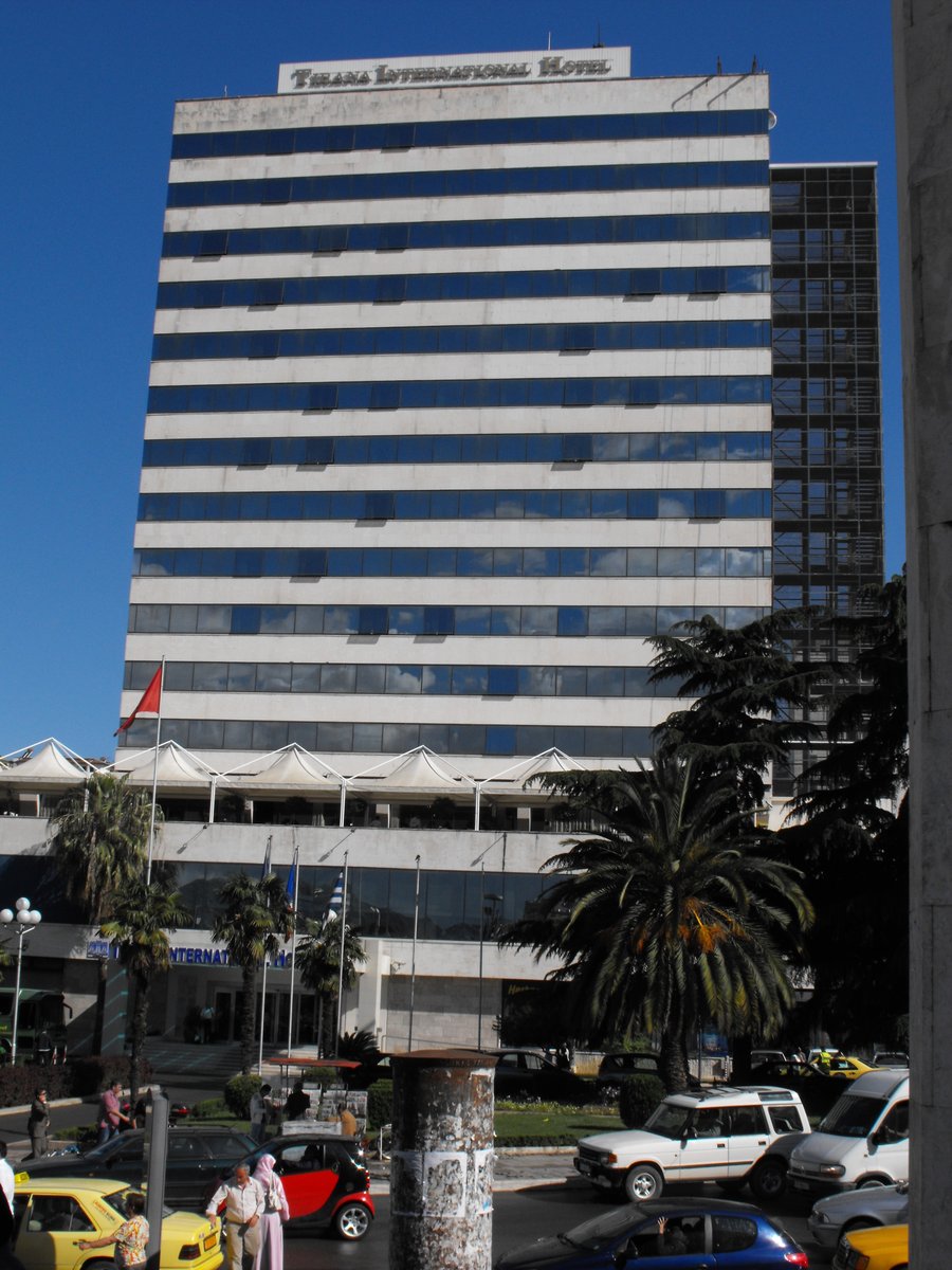 MachuraJerzy's tweet image. The hotel where I stayed the first time I visited Tirana - 1989 😃

/photo from 2010/

#Albania #travelphotography #Balkans #Tirana 
📷(my) 🇦🇱