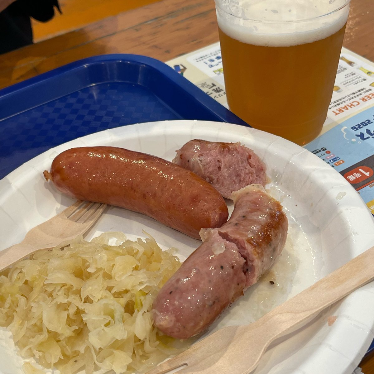 ko2godard's tweet photo. 毎年昼間に来ていた
#横浜フリューリングスフェスト
今日は夜の部。 https://t.co/4kdGi9bV6r