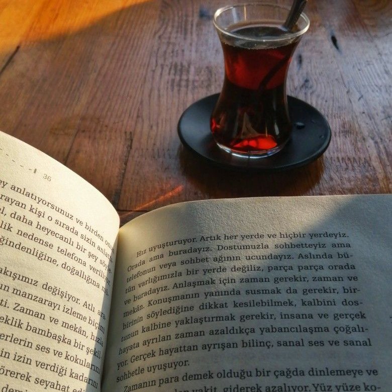 ''

𝐴ş𝑘 𝑑𝑎 
  . . . ℎ𝑎𝑘 𝑎𝑟𝑎𝑛𝑚𝑎𝑧 𝐻𝑎𝑓ı𝑧. ''

🍃🍃🍃
𝑉𝑒𝑠𝑠𝑒𝑙𝑎𝑚 . . .