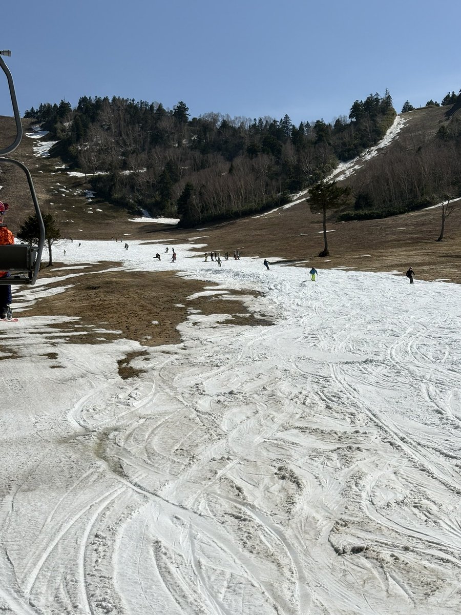 山内三咲|ファッションと場作り、たまに⛷️ tweet media