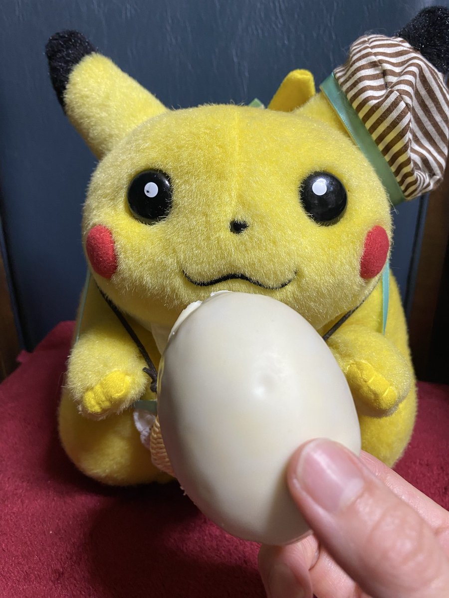 先輩から差し入れもらったピカ🍋⚡️ #初期ピカチュウ #ぬい撮り