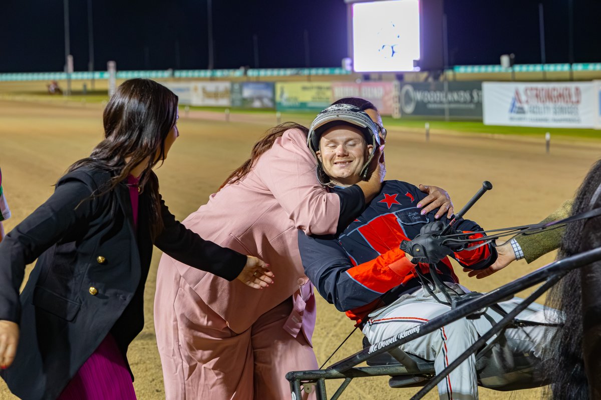 Club Menangle tweet media