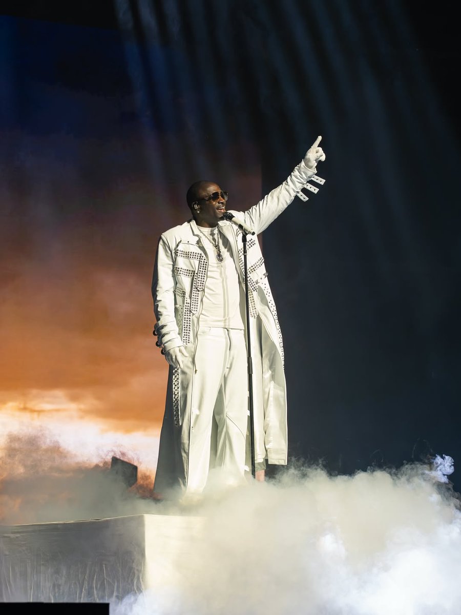 AKON tweet media