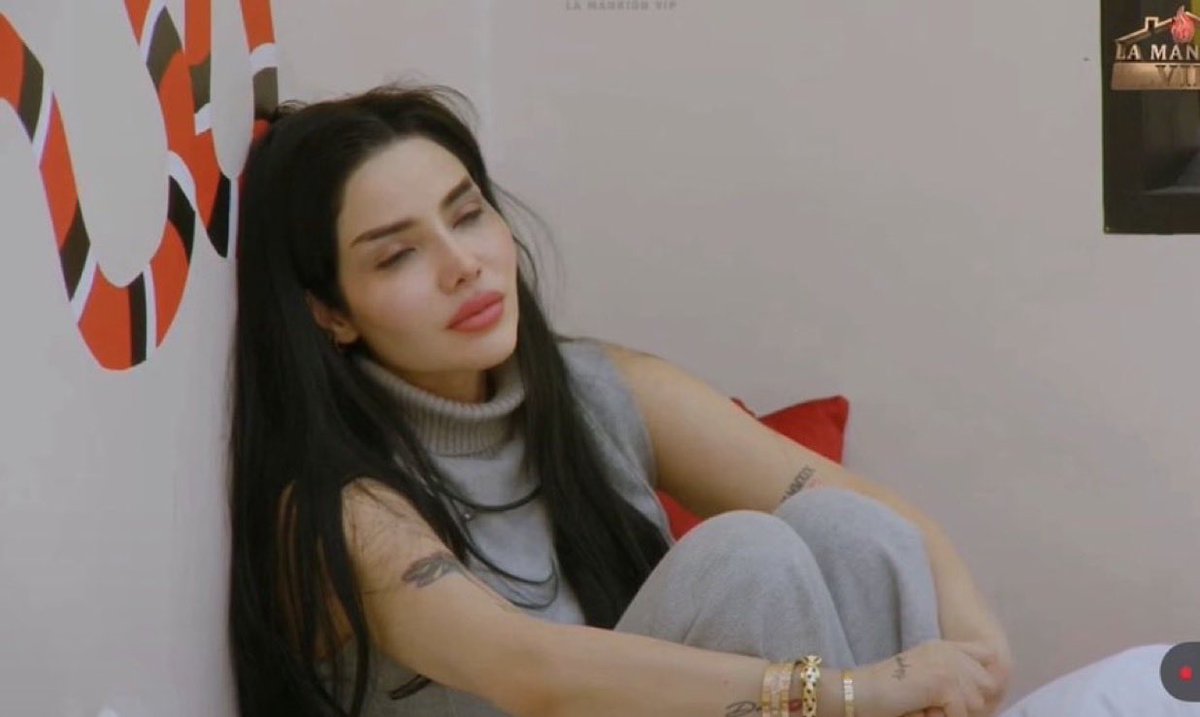 Aunque me quieran meter ideas malas a la cabeza de ella no lo va a lograr porque yo la conozco más que todos ustedes, se que es una mujer buena y no claro que no es perfecta, quien es perfecta en esta vida?  #lamansionvip #lamansiónvip x2