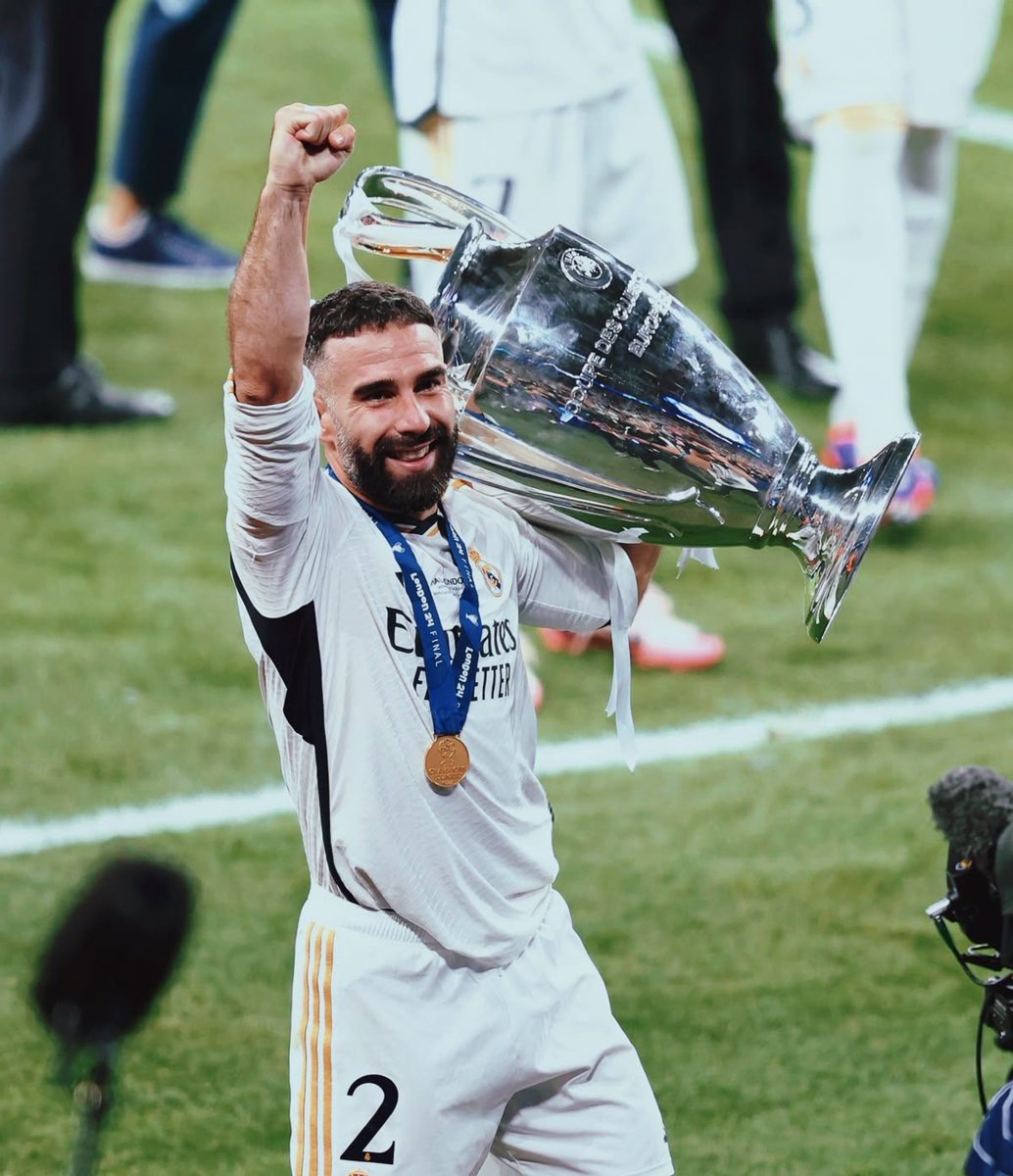 With his latest injury, there is a huge possibility that Dani Carvajal has already played his last game for Real Madrid. 

If so, what a ride it has been.

The greatest right-back in the history of Real Madrid. 🤍