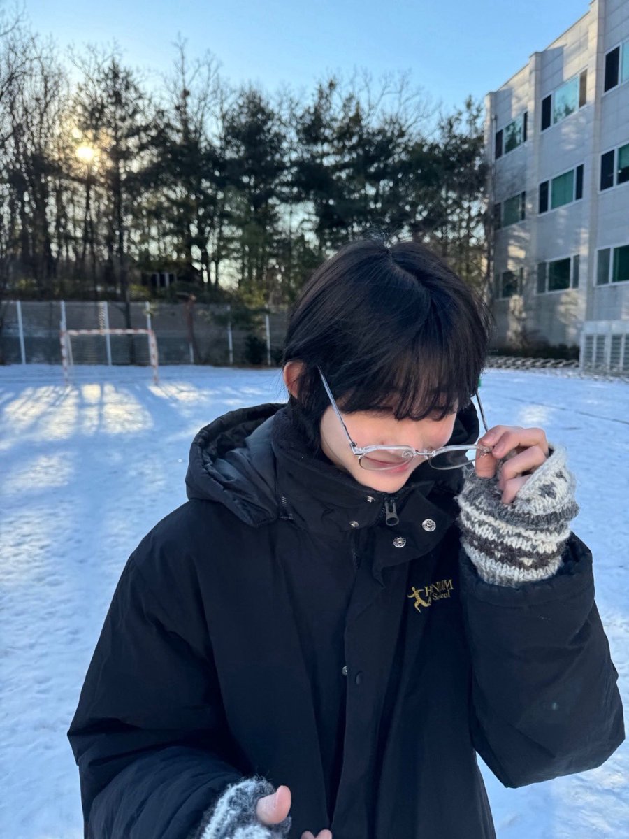 takuuu… tweet media
