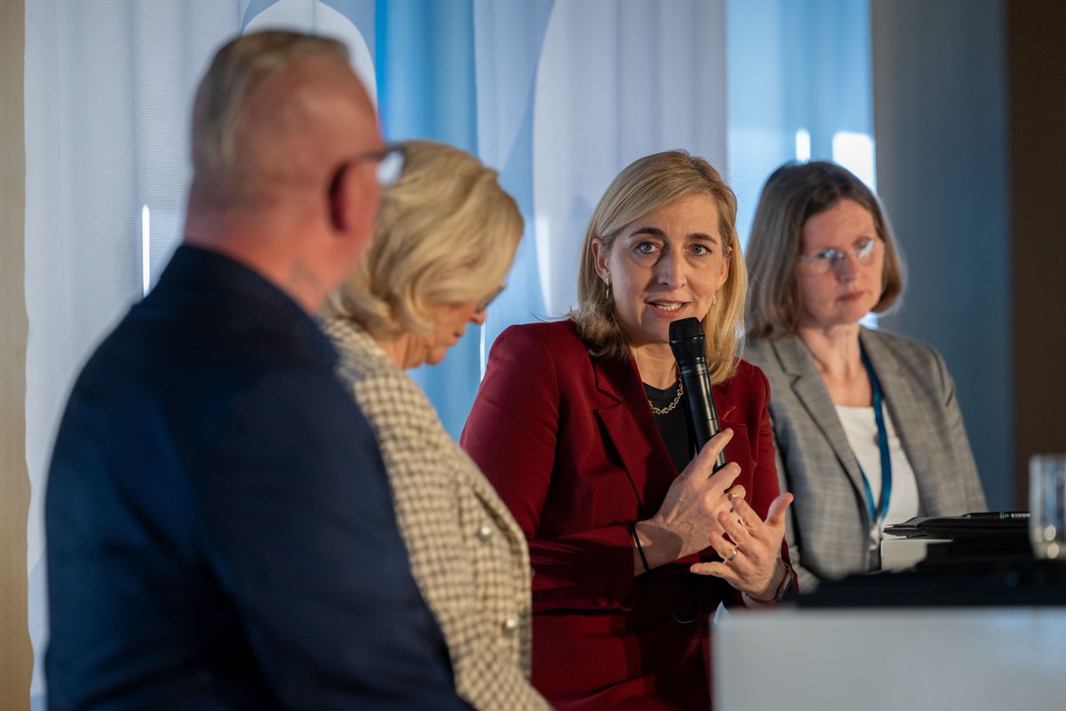 Bundesgesundheitsministerium tweet media