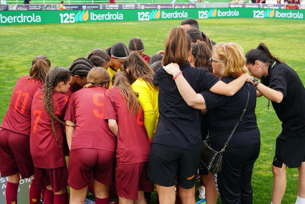 ffrm_se's tweet image. 🔛 ¡𝗖𝗢𝗠𝗜𝗘𝗡𝗭𝗔 𝗘𝗟 𝗣𝗔𝗥𝗧𝗜𝗗𝗢! | #FFRM 🆚 #AND | ⏰ 1'

✨ ¡A por el último encuentro de la fase de grupos del Nacional femenino Sub-12 frente a Andalucía 👏!

📽️ DIRECTO:
youtube.com/live/btfOF4sL-…

💪 ¡VAAAAMOS CHICAS! #VamosFFRM #CESA #SUB12