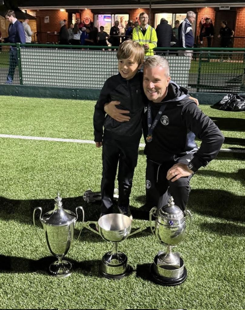 Darren Moore tweet media