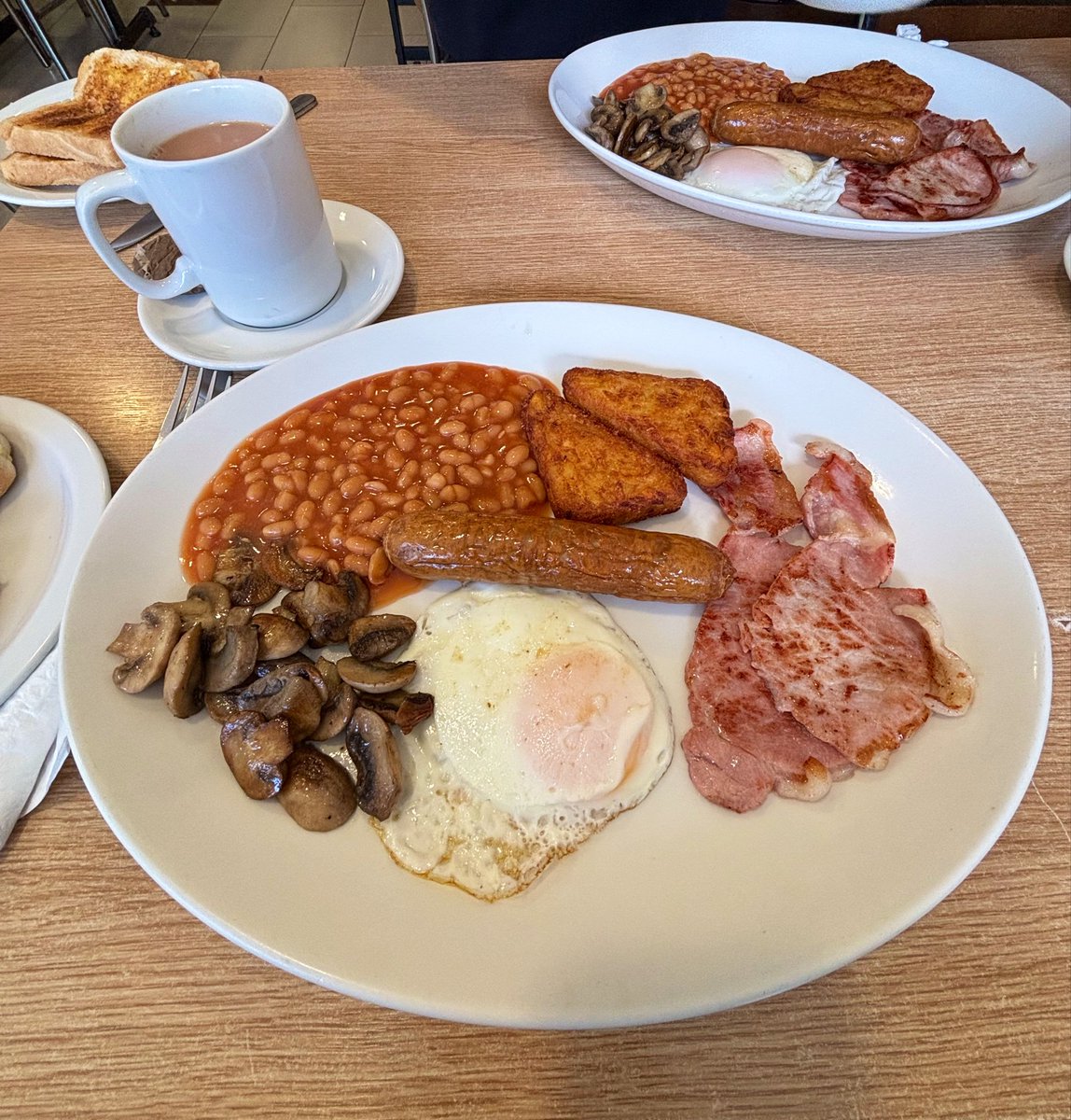 LondonPubMap's tweet image. As is customary, a trip to the local cafe before we hit the pub. Not many greasy spoons around here, but we managed to find The Royal Cafe. We both had the full English with tea and toast—top grub, £11 all in. #cafe