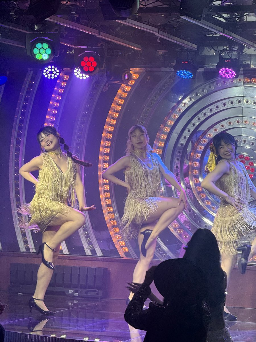 ringyodon__'s tweet photo. Baileys 5月公演はこちら🎀

メンバー さえ が誕生月です！
そして久しぶりに歌声で
歌舞伎町を揺らす女りーよが帰ってきます🔥

私もデビュー曲があるとか、、、
GWは練習三昧の予定です。ﾋｨ🥺🥺

ご予約は��式Instagramへ💕 https://t.co/woyj8uQ6vi