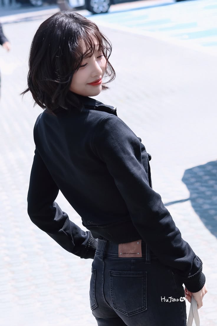C27155262Camila's tweet image. I MISS YOU #JOY 
Welcome back Joy idol singer actress 
 #조이 #RedVelvet #박수영
#ParkSooyoung @RVsmtown