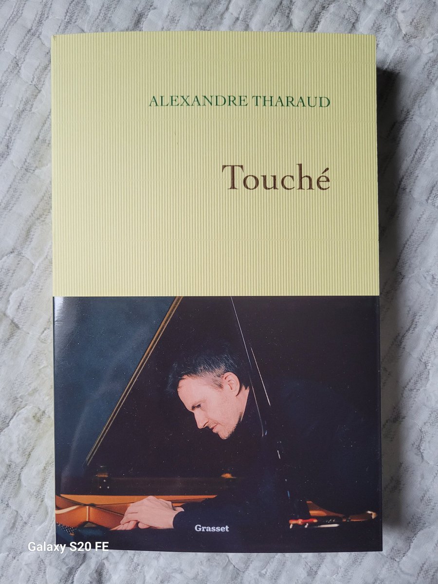 DimitriEgloff's tweet photo. Belle lecture de la journée du 1er mai, second opus d' @atharaud, pour découvrir cet immense pianiste et comprendre son talent à l'éclairage de son parcours, émaillé de rencontres fabuleuses qui l'ont énormement marqué.
@francemusique @mvoinchet @stephanegrant https://t.co/ZY7Cp3gZ68