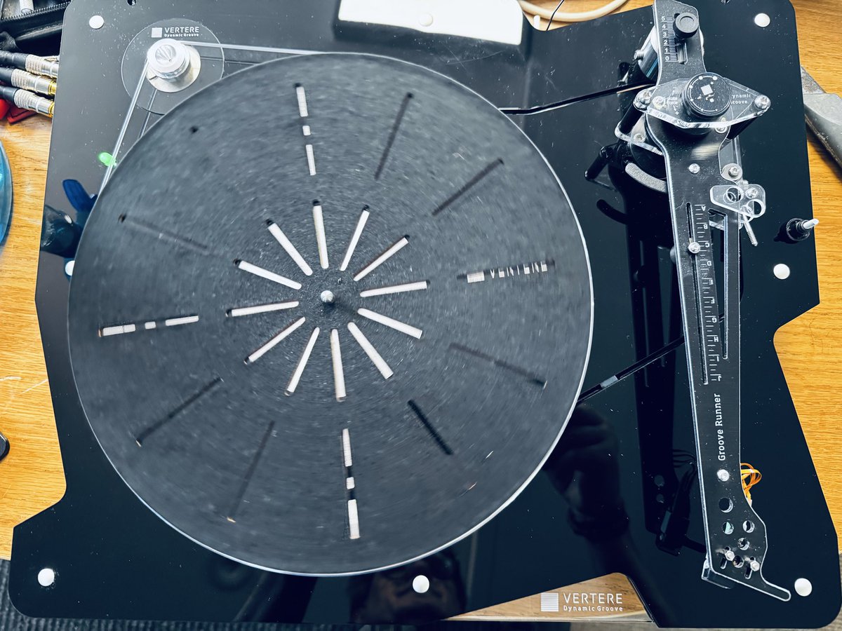 Midlandaudiox's tweet photo. A great opportunity for a vinyl lover @vertere_acoustics #DG1mk2 including extra upgrades technomat and isopods and a magneto mm cartridge in original packaging with all accessories £1799 @midlandaudiox #belbroughton #worcestershire https://t.co/bVSMJO0xC4