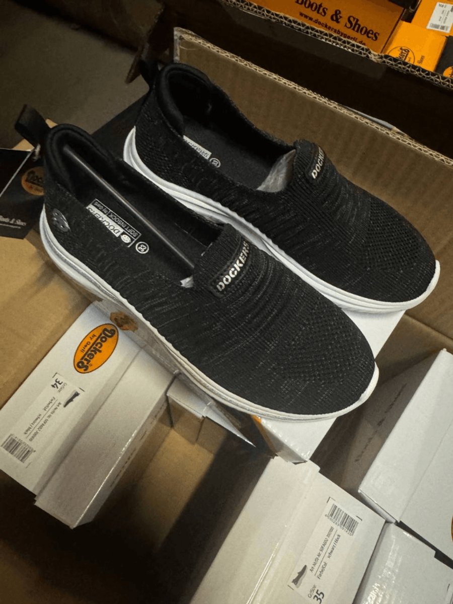 Nipagmbh's tweet image. 🔥 DOCKERS SNEAKERS STOCK 🔥 Women &amp;amp; girls | Cat A 🇩🇪
€7.50 per pair 500 pcs available
Sizes 31–38 New in box
Fast worldwide shipping 🌍🚚
#sneakers #stock #shoes #wholesale #Germany