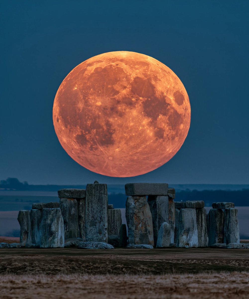 Physics & Astronomy Zone tweet media