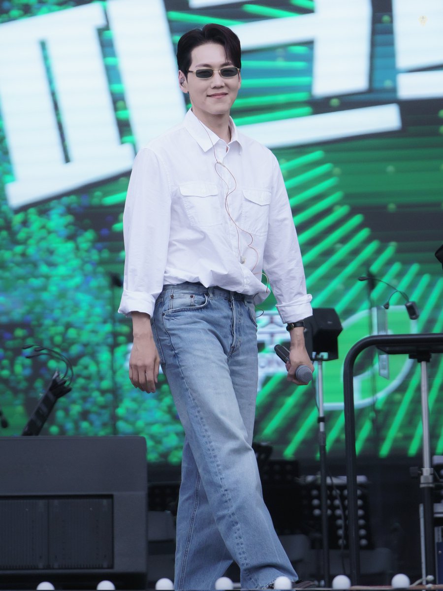 20260502 청주피크닉콘서트 리허설

오셨다! 자연광기열🌞청량기열🌳

#카이 #정기열 #뮤지컬배우카이 #kai