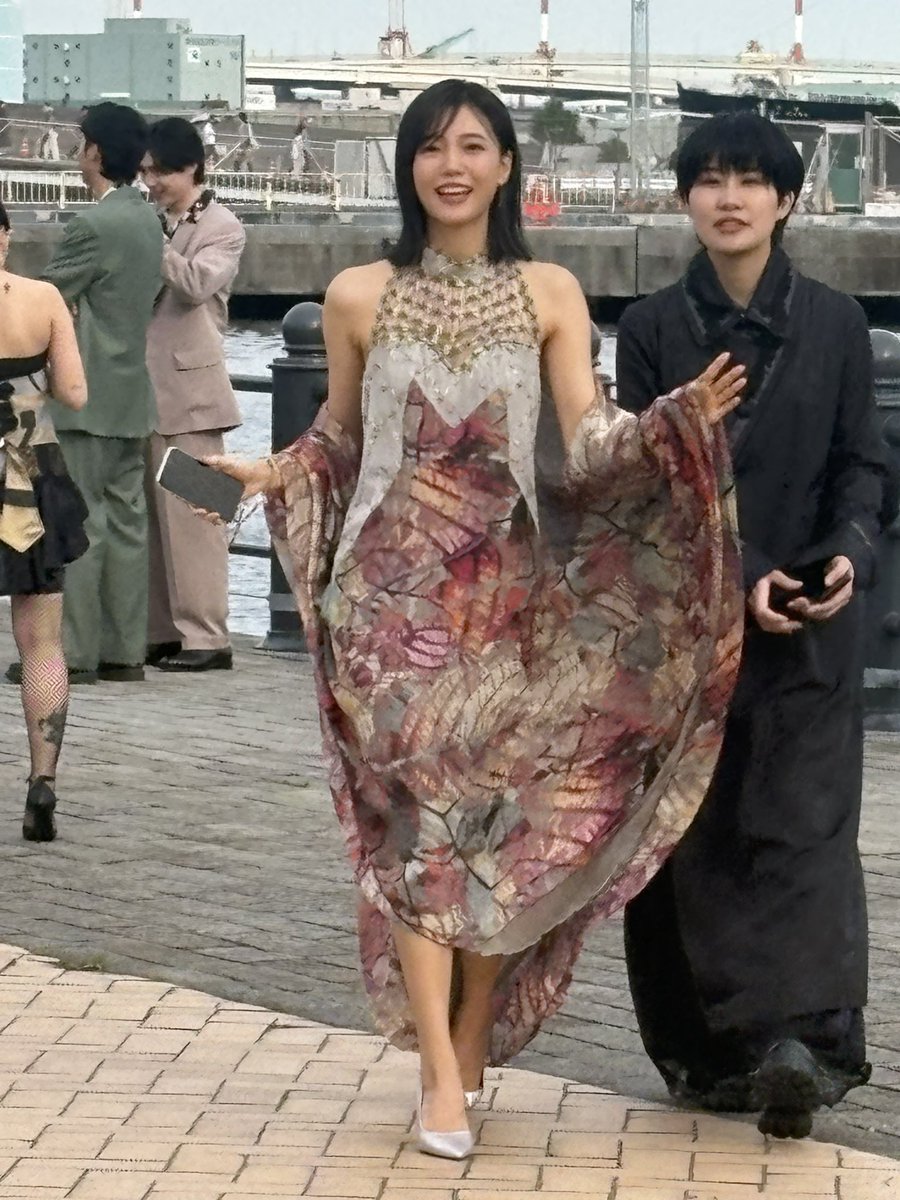 SyDanq45162's tweet photo. #横浜国際映画祭　#横浜国際映画祭2026
  元ニコラモデルの中川可菜C気さくでお綺麗でした。色々話せてよかったです。映画ゴリラホールヒットしますように🙏　#中川可菜 https://t.co/KoLv1ebCnR
