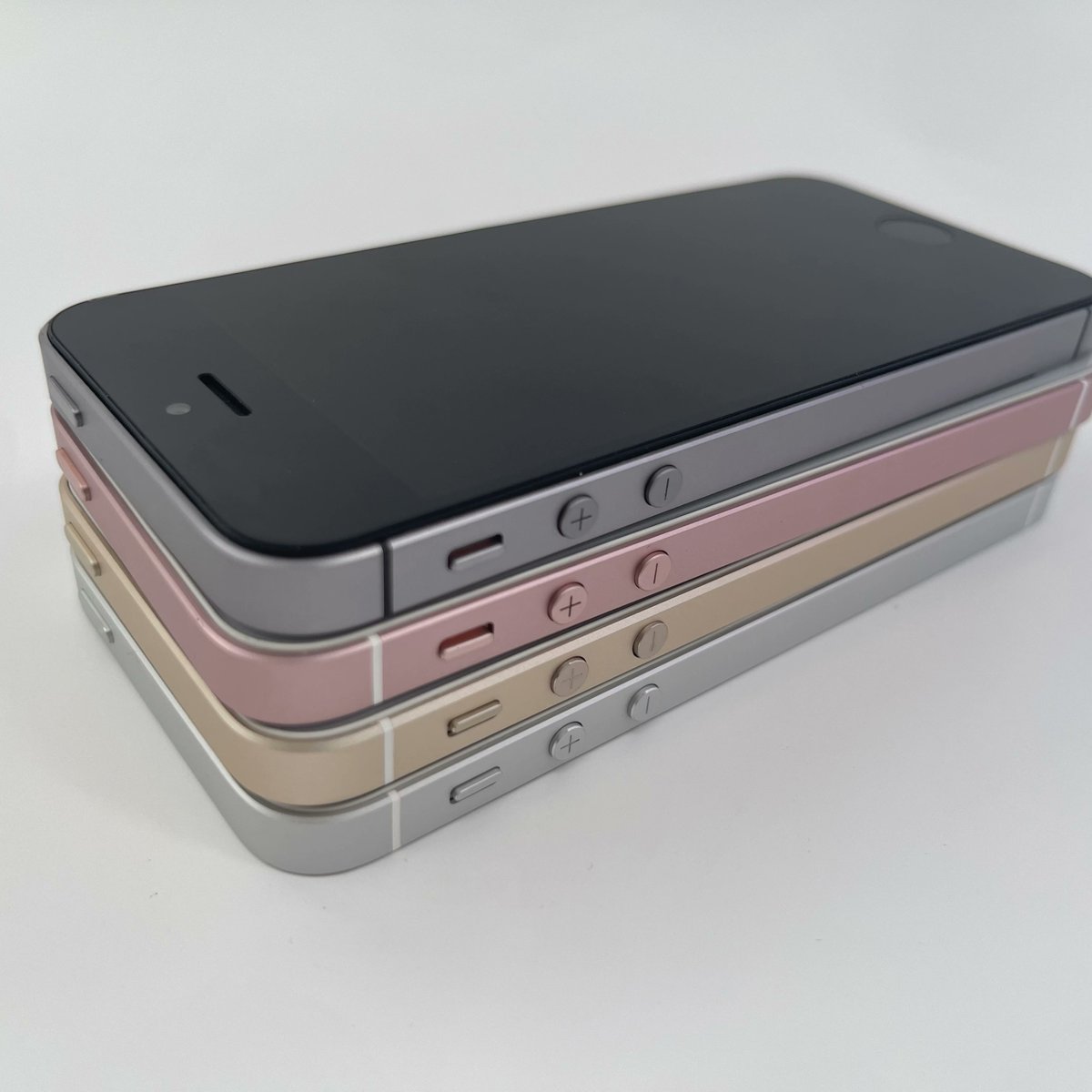 aliexpressbdeal's tweet image. 20 / 
BIG Promotion #11.11 #blackfriday #cybermonday !!!
Original Unlocked Apple iPhone SE Cell Phone 4G LTE 4.0' 2GB RAM 16/64GB ROM A9 Dual-core Touch ID Mobile Phone Used iphonese

Purchase link: s.click.aliexpress.com/e/_c3wAVdzH

Make your order quickly or add t