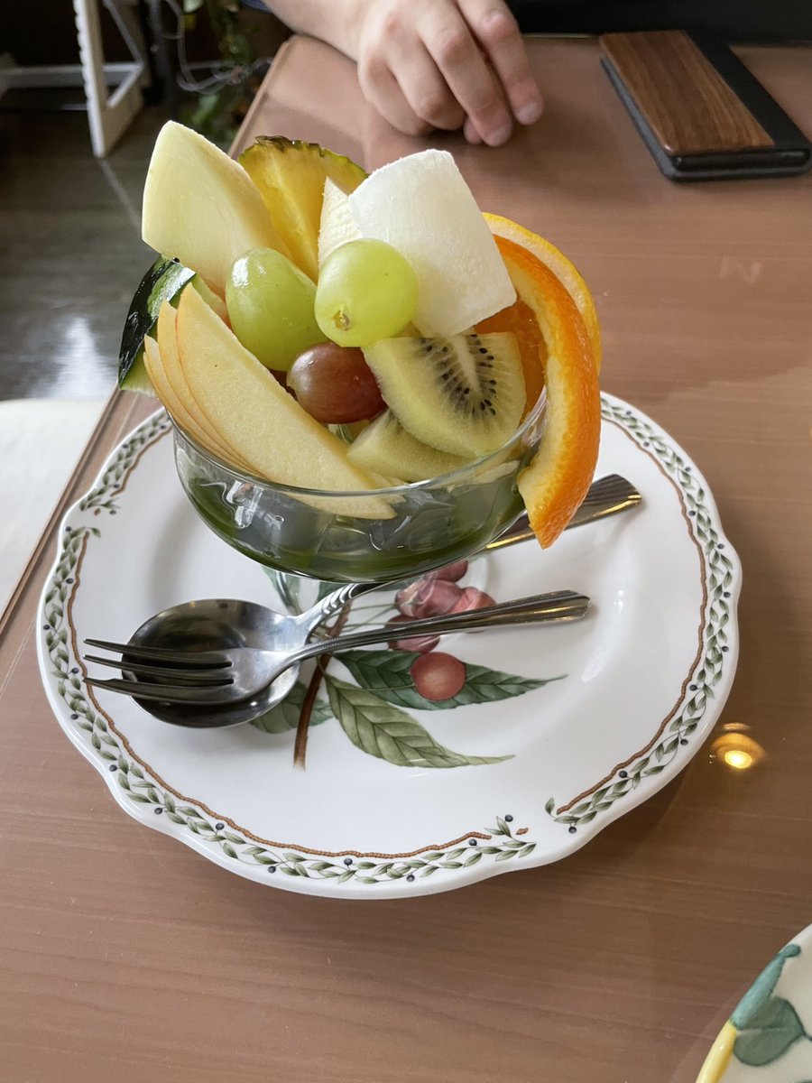 METALGIA_HC's tweet photo. 喫茶ツヅキ でカフェオレの天井落としを体験してきた！
めっちゃふわふわに泡立ってて美味しかった…最高すぎる https://t.co/ey7IRRNdlV