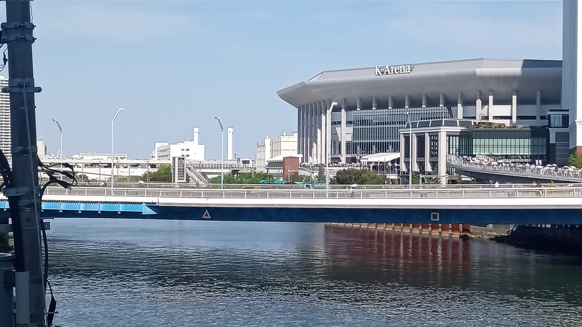 明日は行けません。無念。