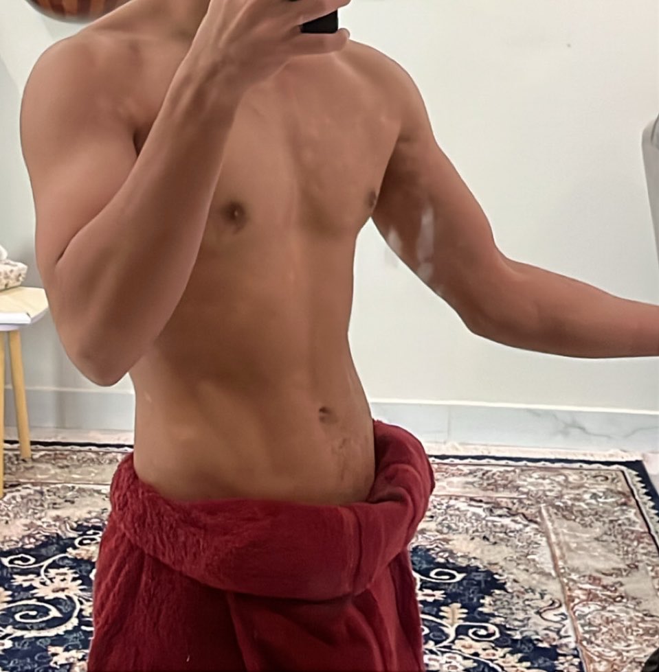 19boy69's tweet photo. lick me: 16 https://t.co/M4s4HjrUZ9