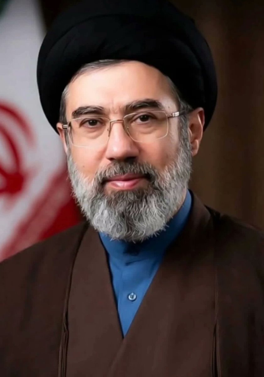 شنیدیم تو حوزه استاد حاذقی هستین که دانش طلبها سبقت میگرفتن در حضور در کلاسهای شما🌹
استاد عزیز روزت مبارک🎉
خداکنه شاگردان خوبی در مکتب مملکت اسلامی و حکومت اسلامی برای شما باشیم.❤️
#روز_معلم