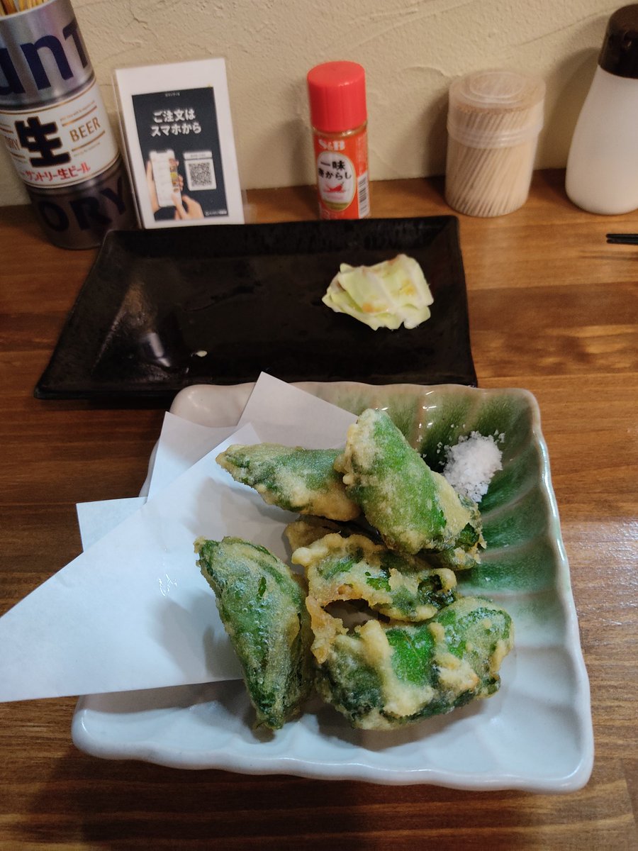 araratoshi's tweet photo. サッカー観戦のあとに予約して訪問⚽️✨
焼き鳥はどれも丁寧に焼かれていて絶品で、一品料理も種類豊富で大満足でした😋🍢

試合後で混み合っていましたが、予約していたおかげでスムーズに入店できて安心👌
観戦帰りに立ち寄るお店としてかなりおすすめです👍🔥
#居酒屋ふぉーりん https://t.co/tIkCEBYBiS